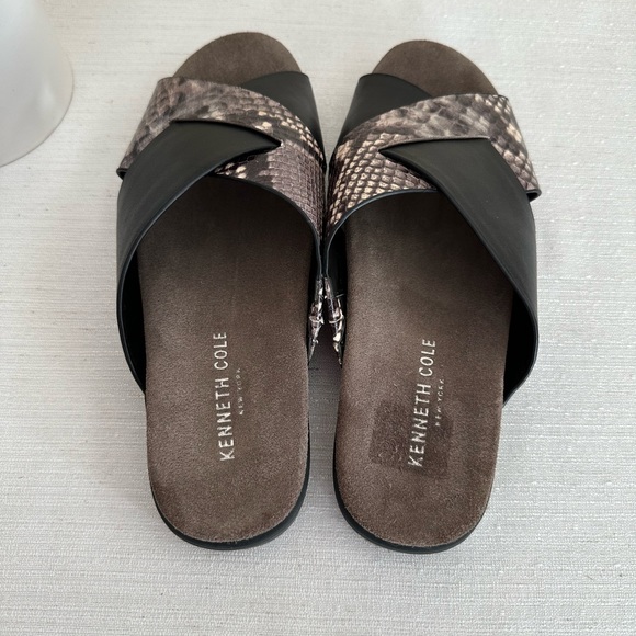 Kenneth Cole Maxwell Brown/Gray Snake Leather Criss Cross Slide Sandal Womans 7M - Picture 8 of 11